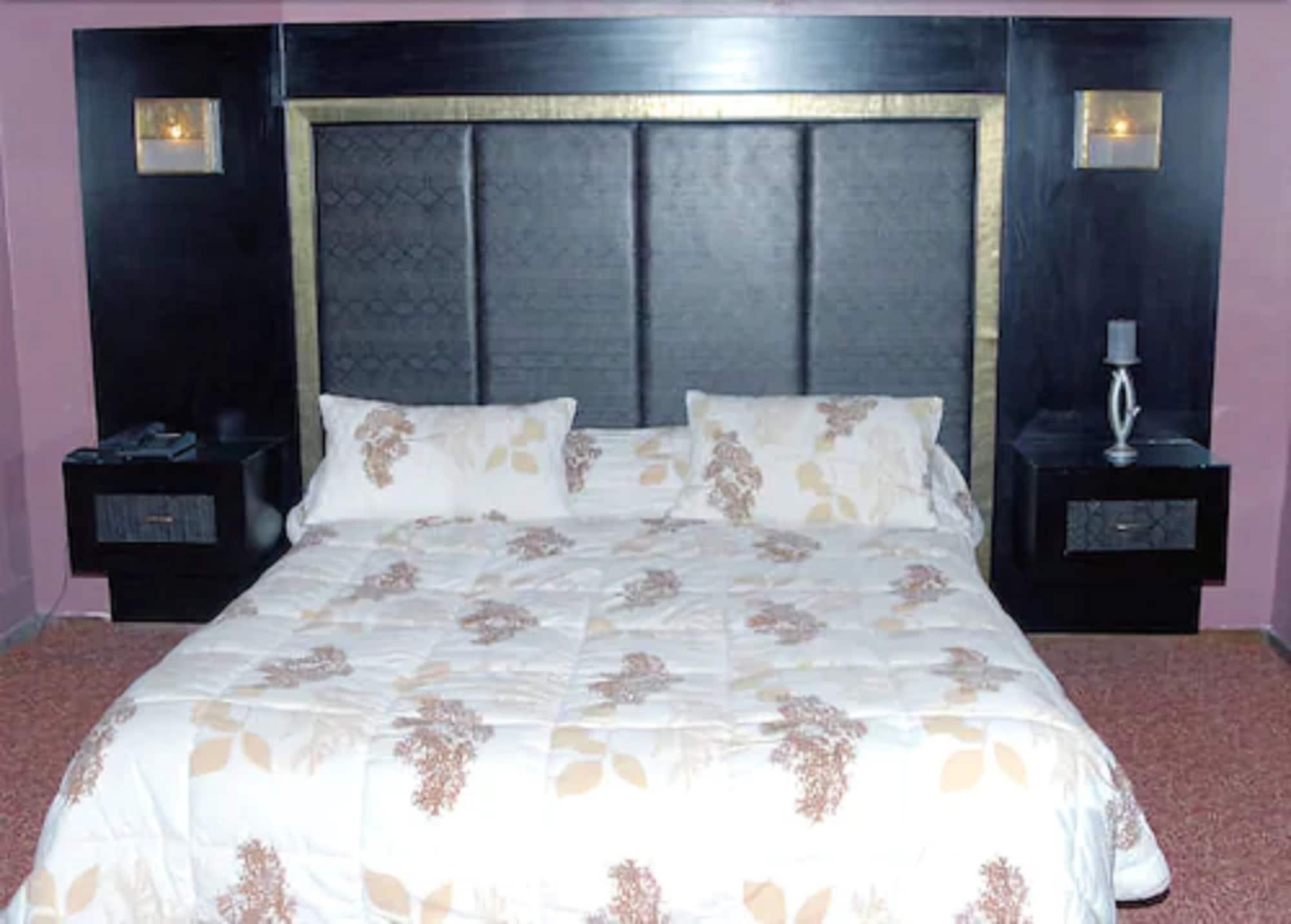 Hotel Continental Khenifra Εξωτερικό φωτογραφία