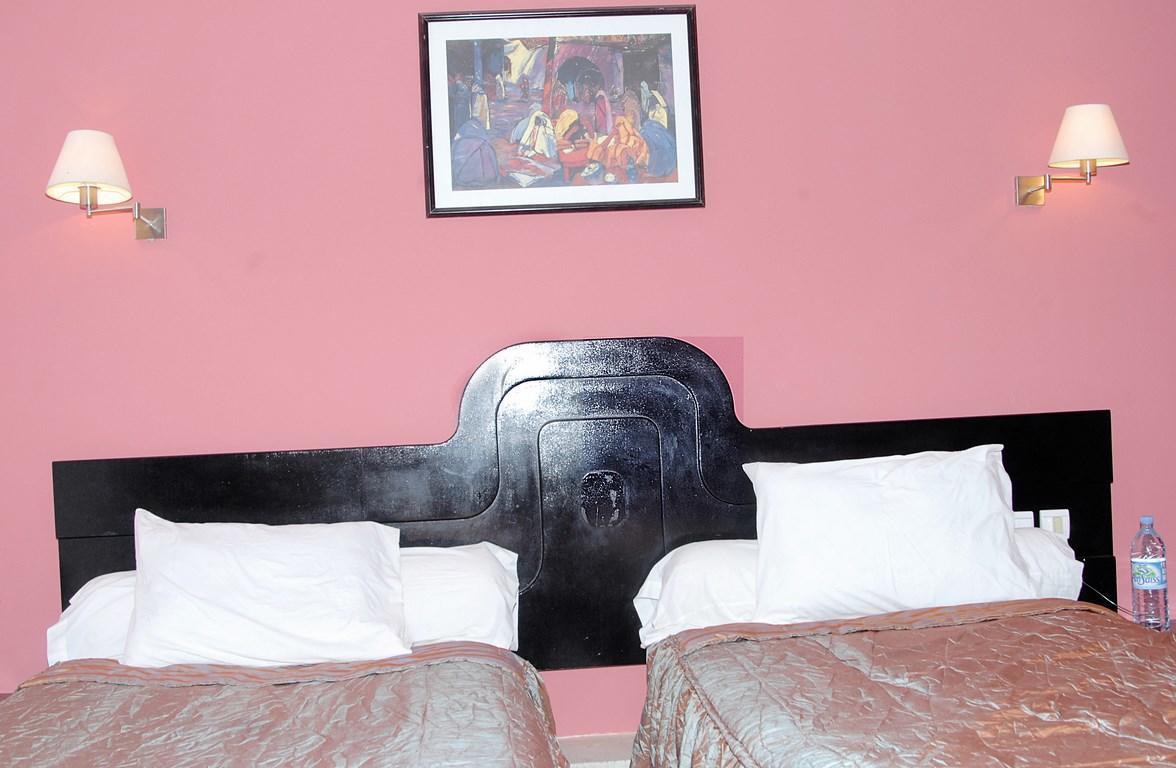 Hotel Continental Khenifra Εξωτερικό φωτογραφία