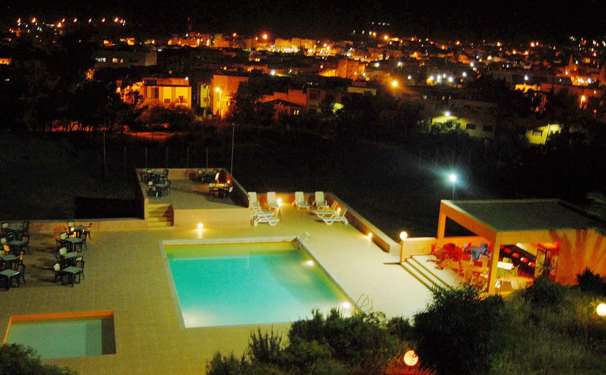 Hotel Continental Khenifra Εξωτερικό φωτογραφία